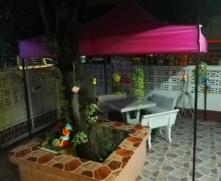 Emmanuel Guesthouse 班武里府 外观 照片